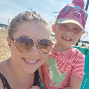 Meet your Posher, Samantha